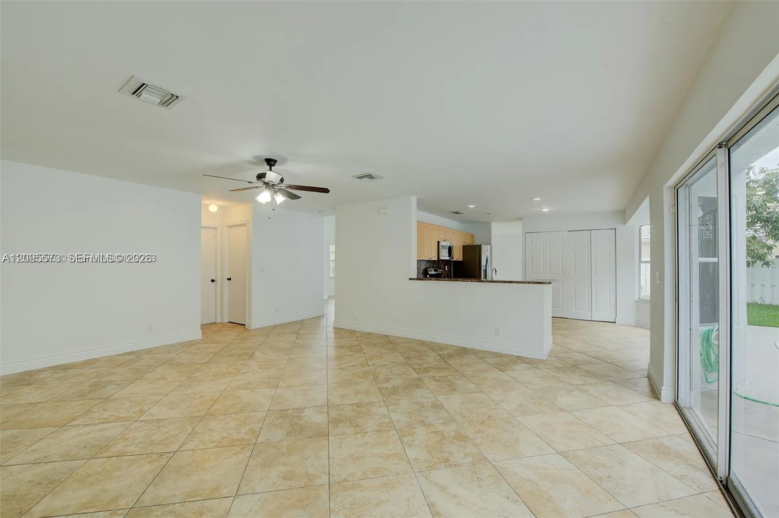 1127 SW 104th Way