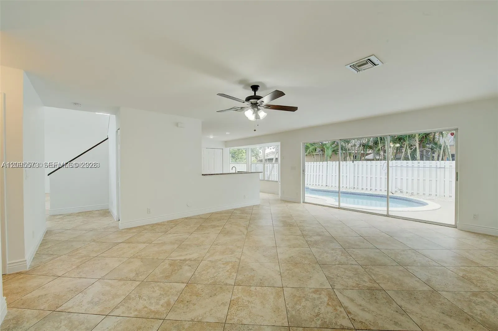 1127 SW 104th Way