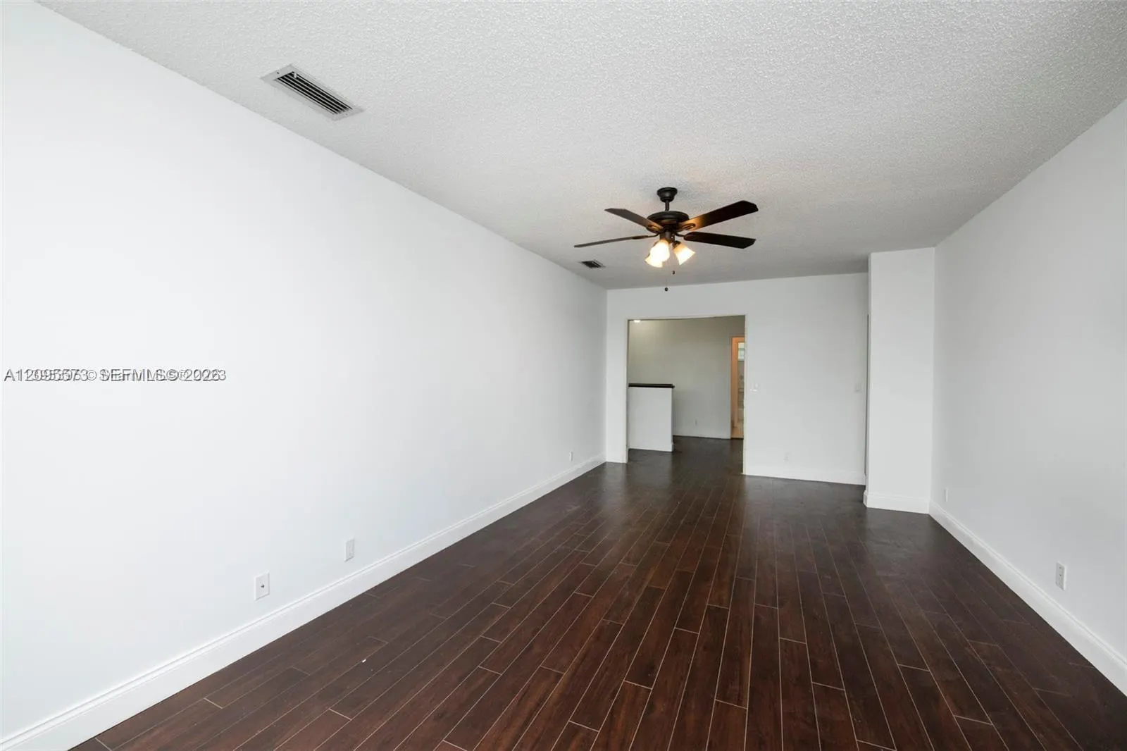 1127 SW 104th Way