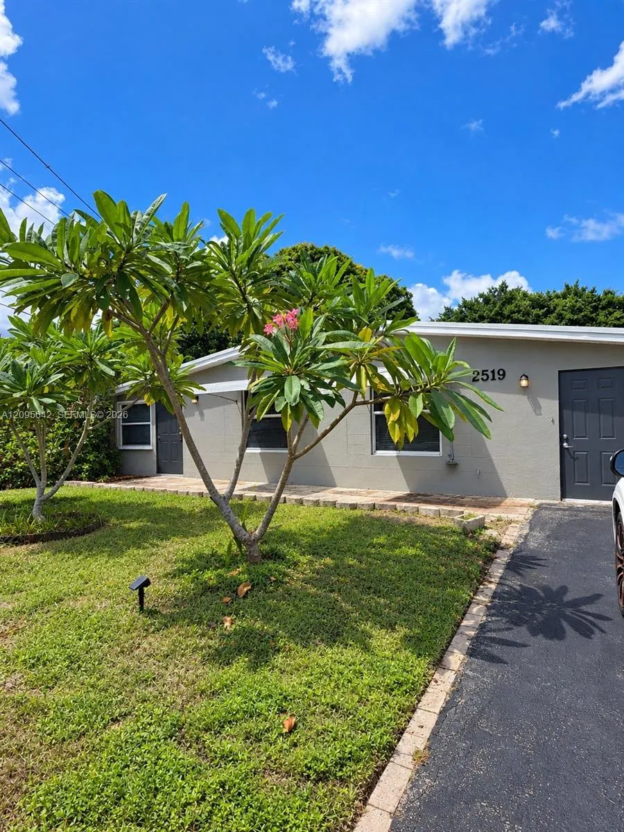 2519 NW 62nd Terrace