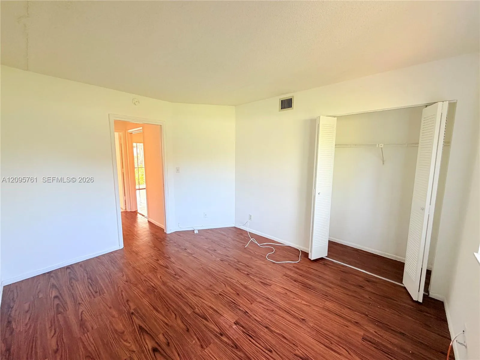 107 Gardens Drive #106