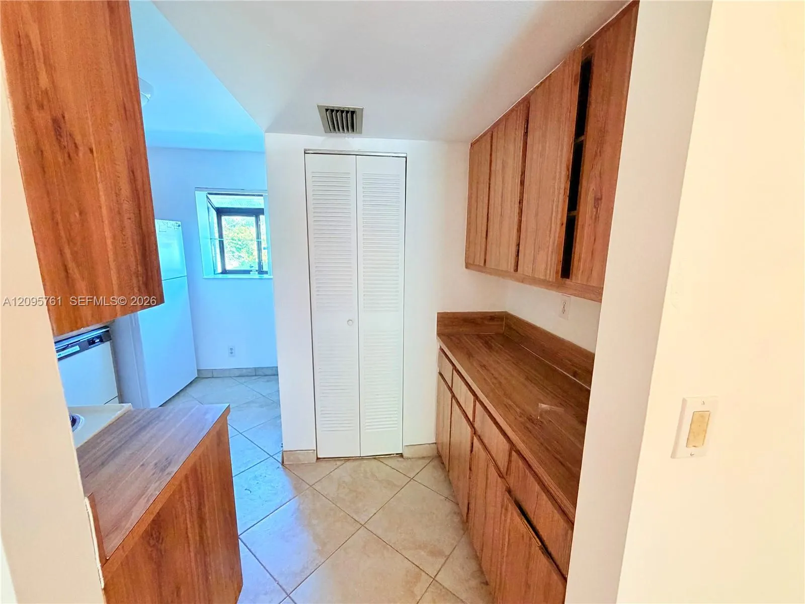 107 Gardens Drive #106