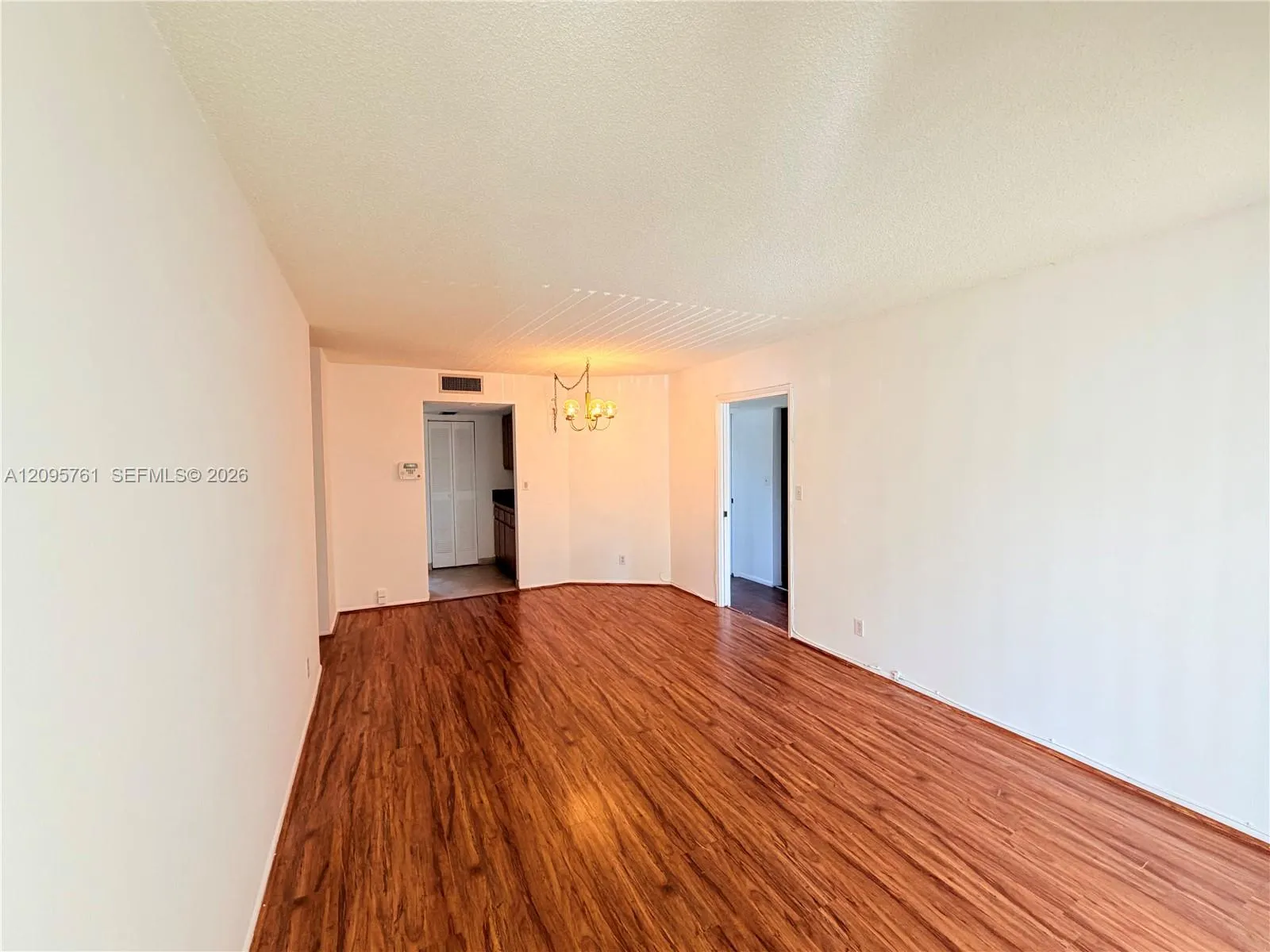 107 Gardens Drive #106