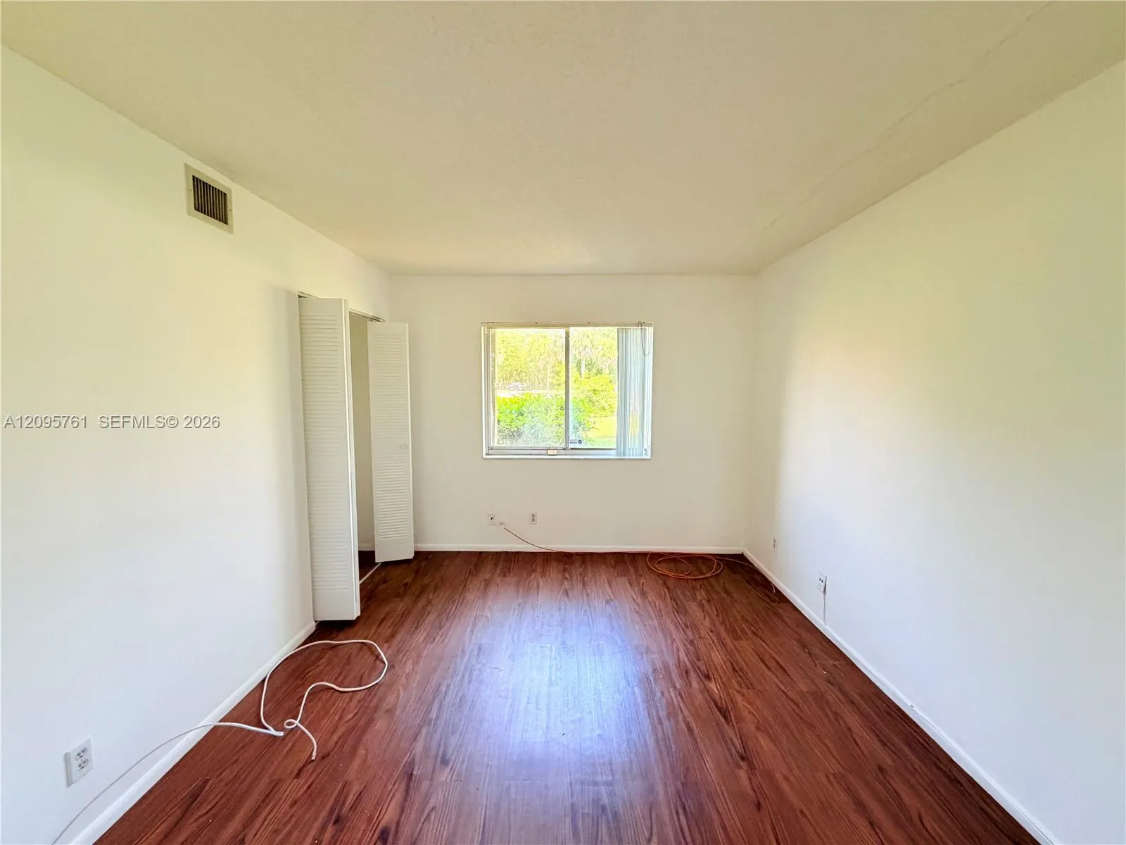 107 Gardens Drive #106