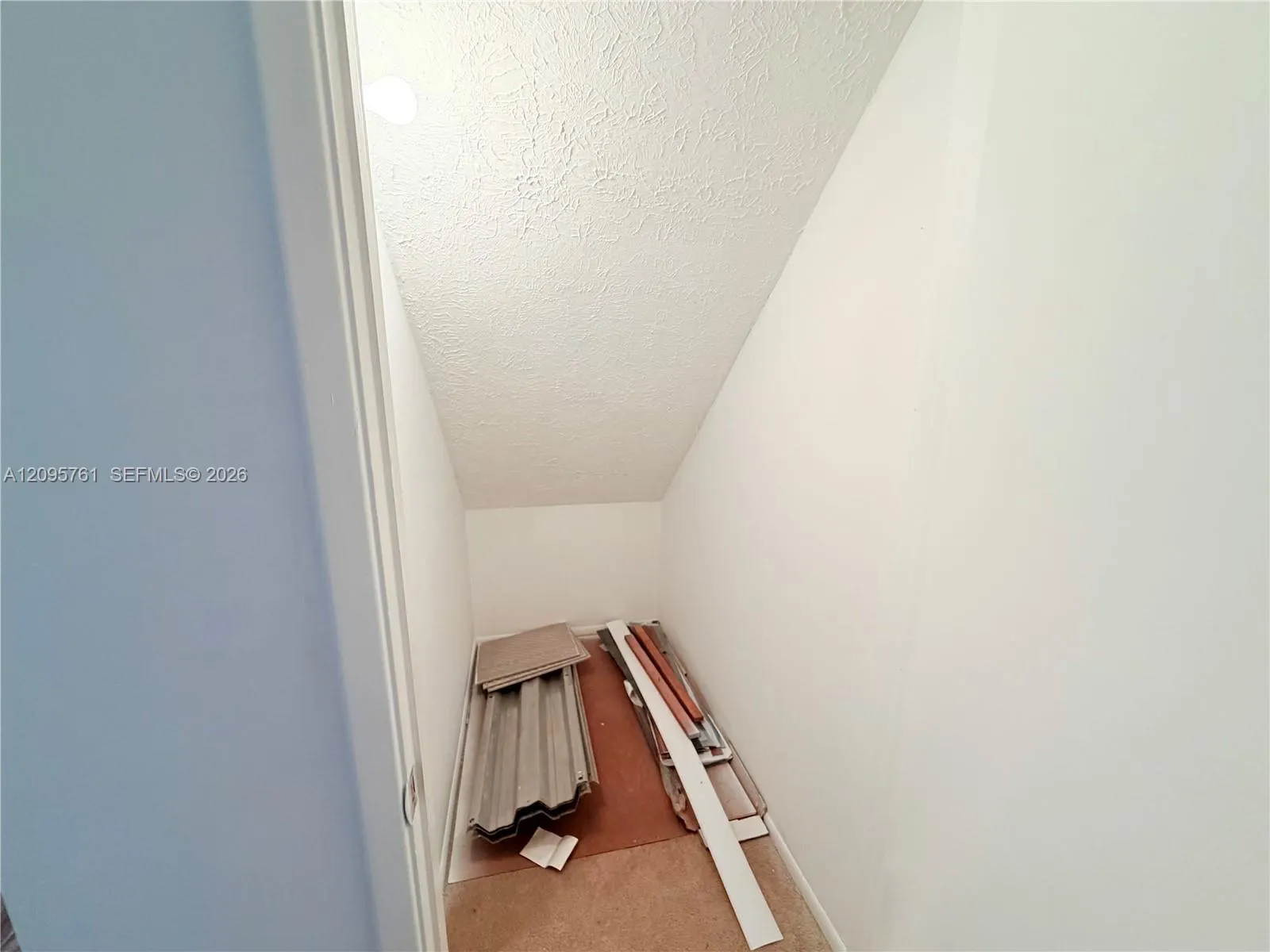 107 Gardens Drive #106