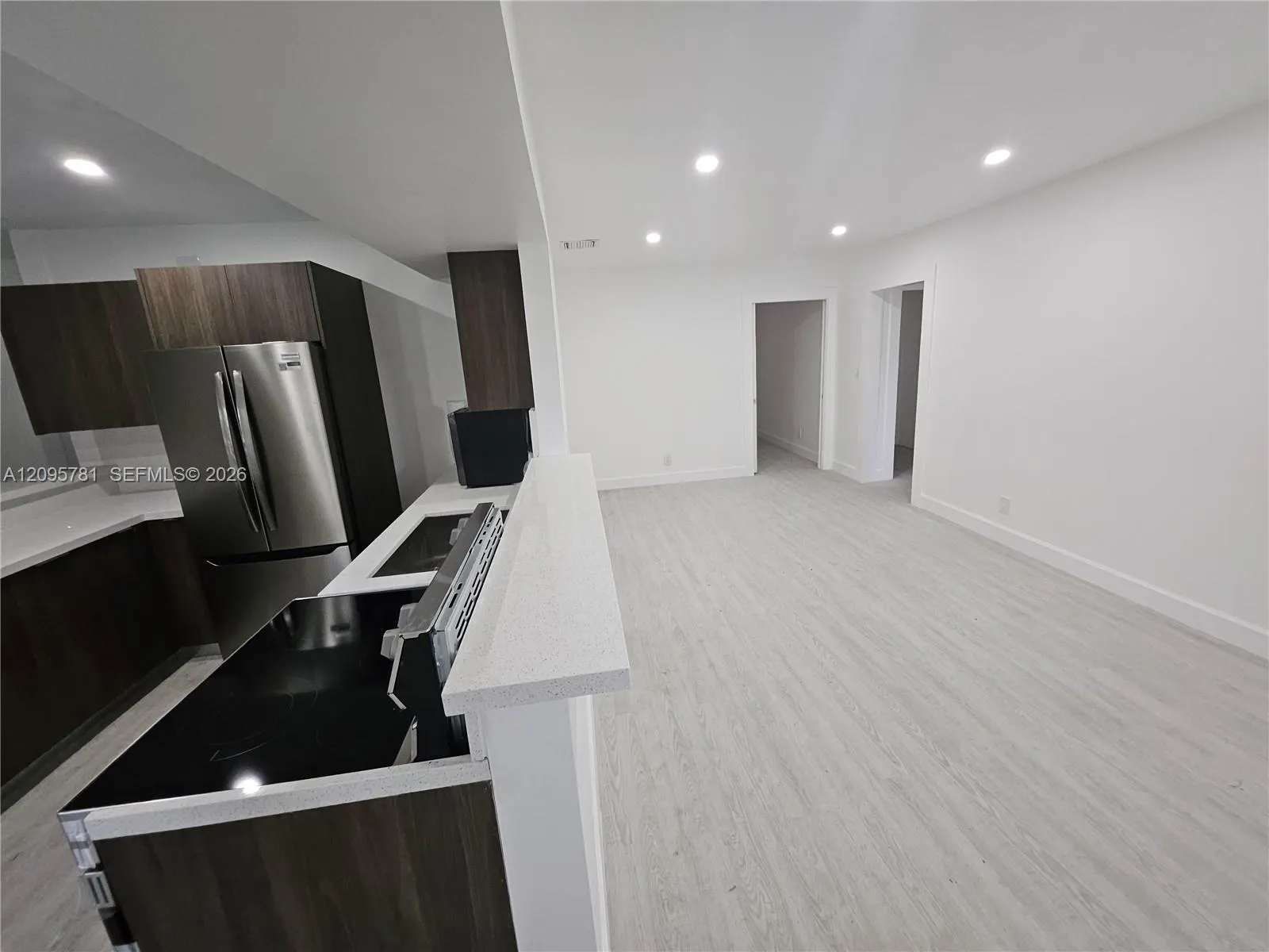 700 NE 7th Street