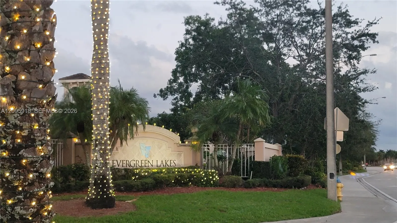 5001 Wiles Road #207