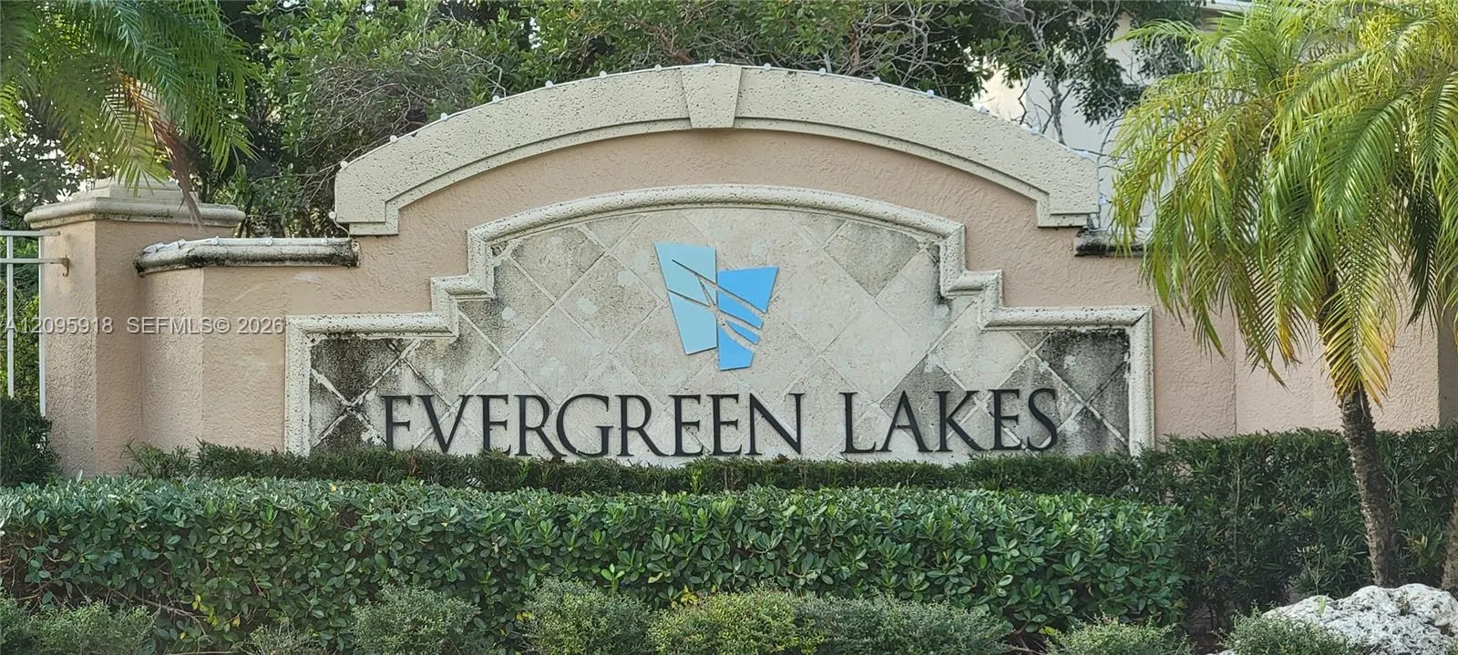 5001 Wiles Road #207