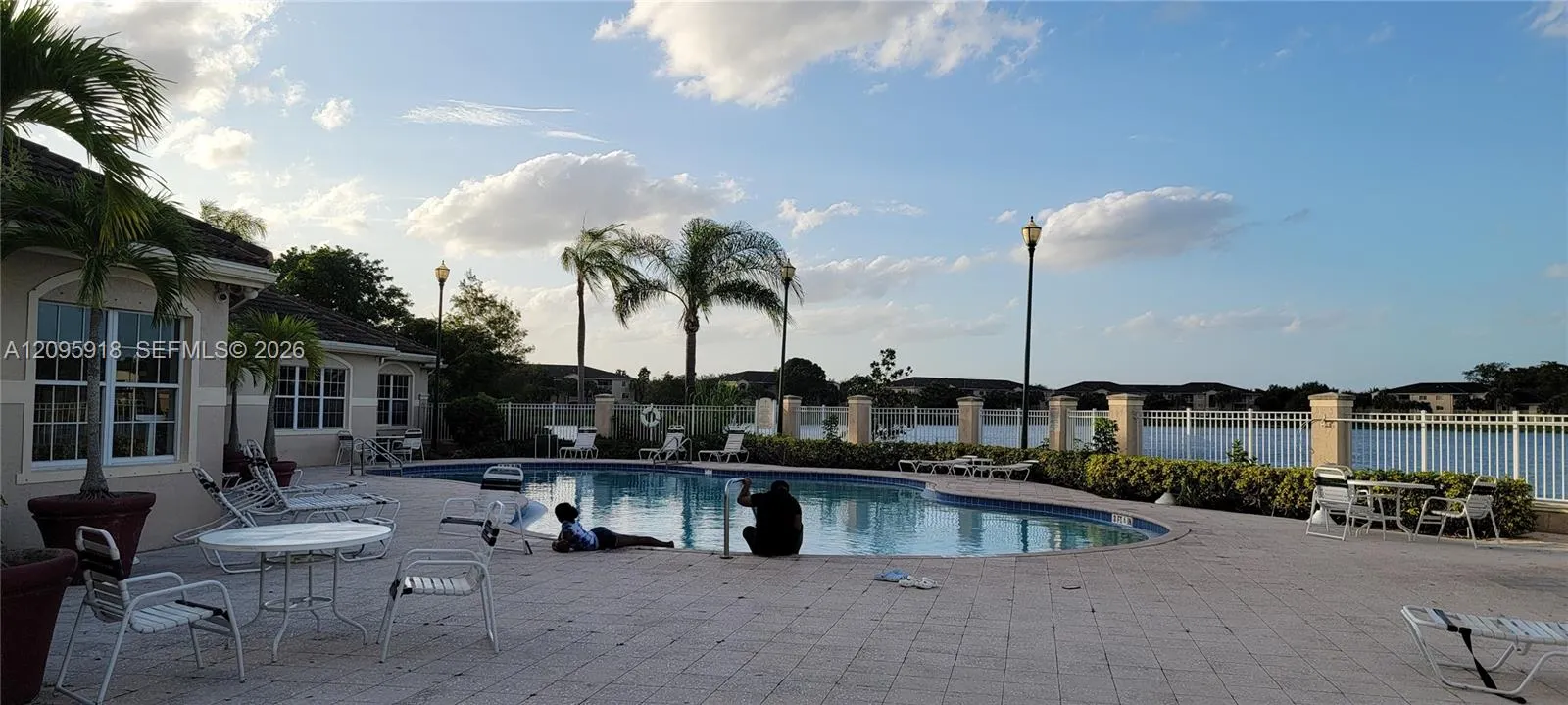 5001 Wiles Road #207