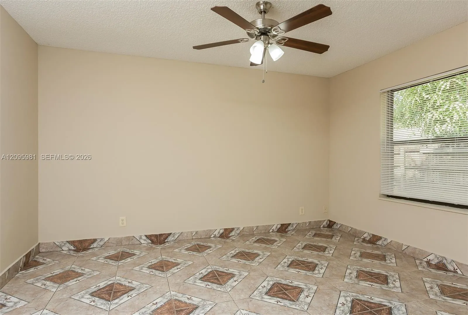 5990 W Ithaca Circle W