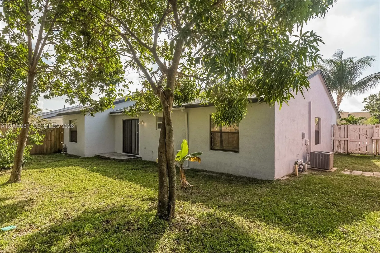 5990 W Ithaca Circle W