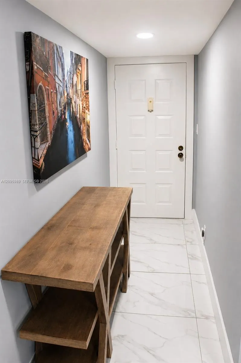 737 SE 1st Way #110