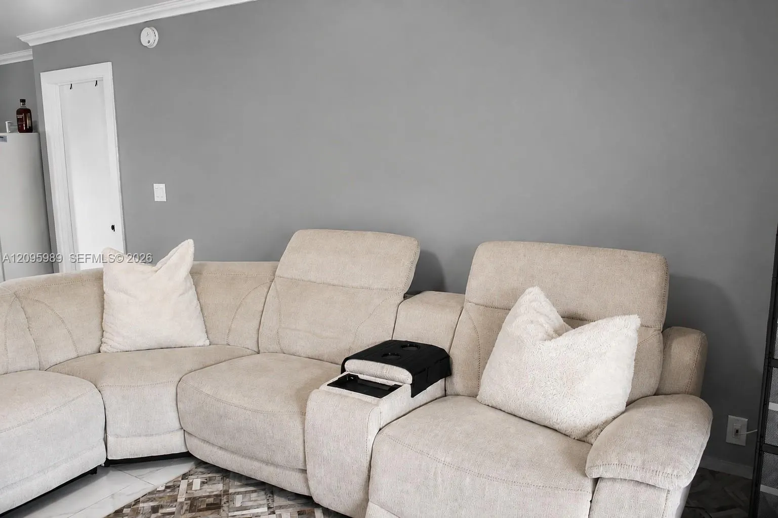 737 SE 1st Way #110