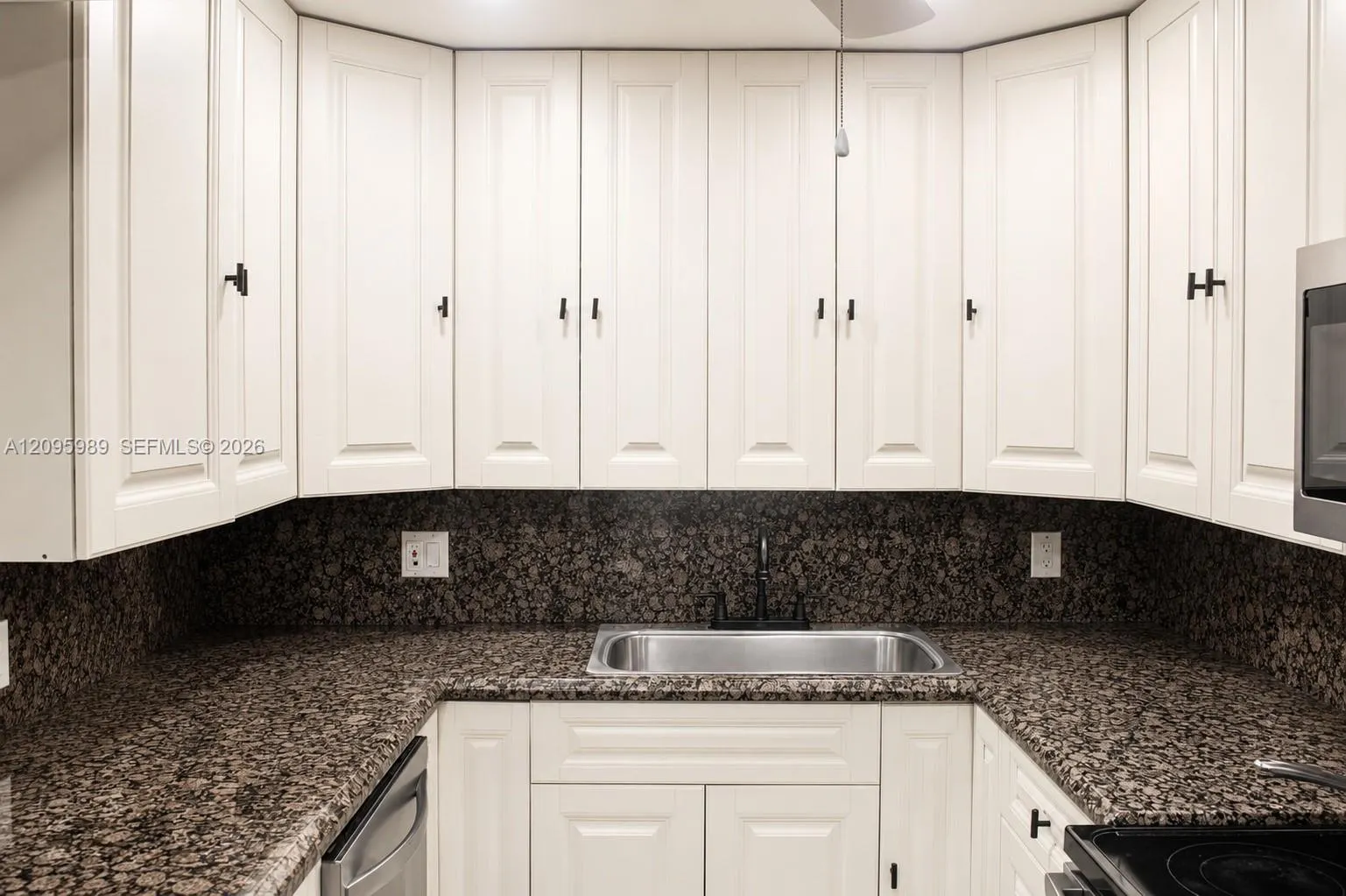 737 SE 1st Way #110