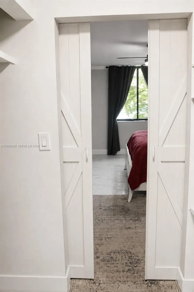 737 SE 1st Way #110