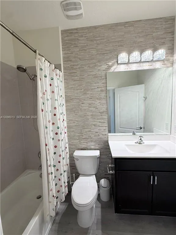 10055 W Villa Circle #0