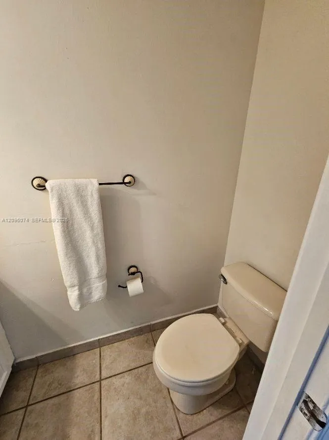 7604 Sierra Ridge Lane