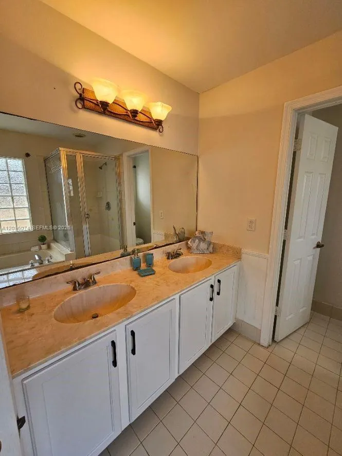 7604 Sierra Ridge Lane