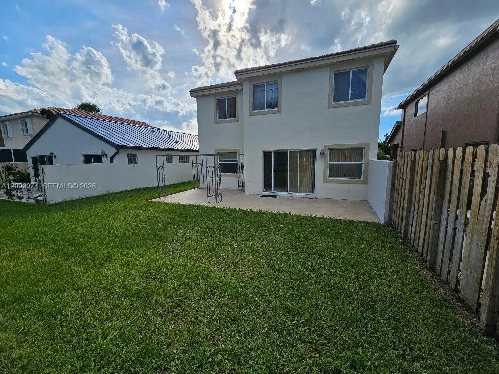 7604 Sierra Ridge Lane
