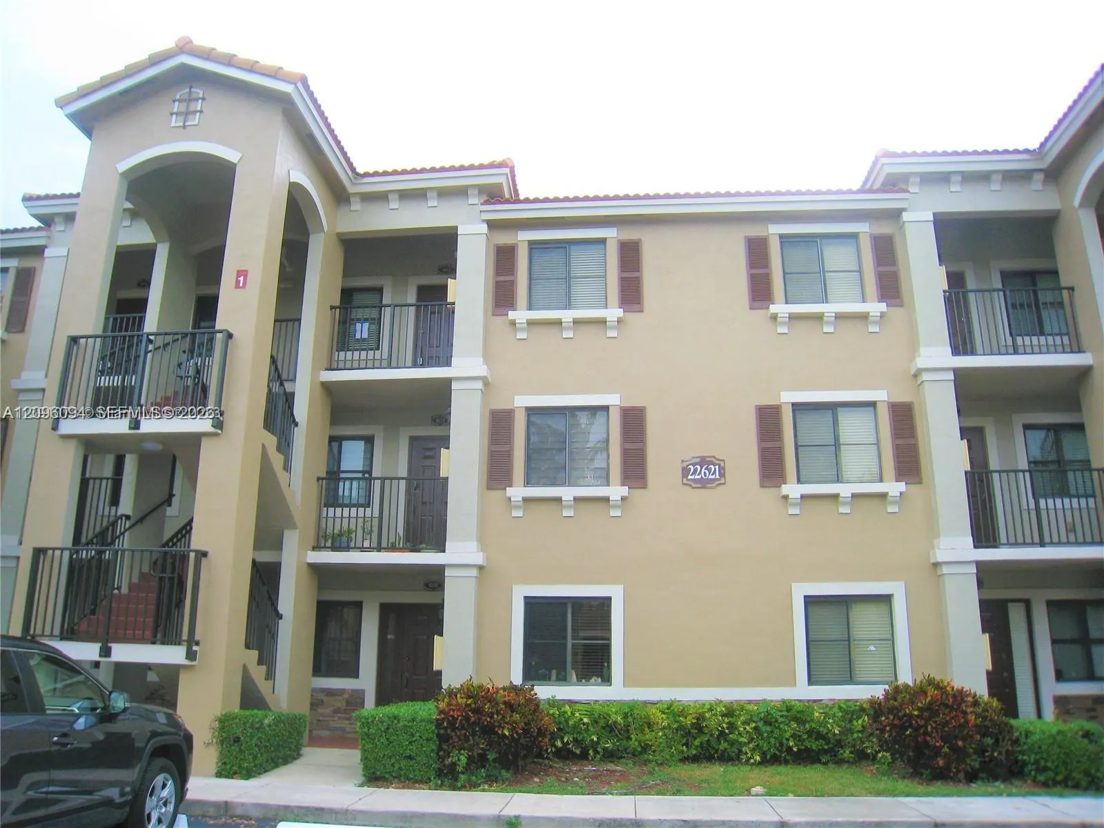22621 SW 88th Place #202-8