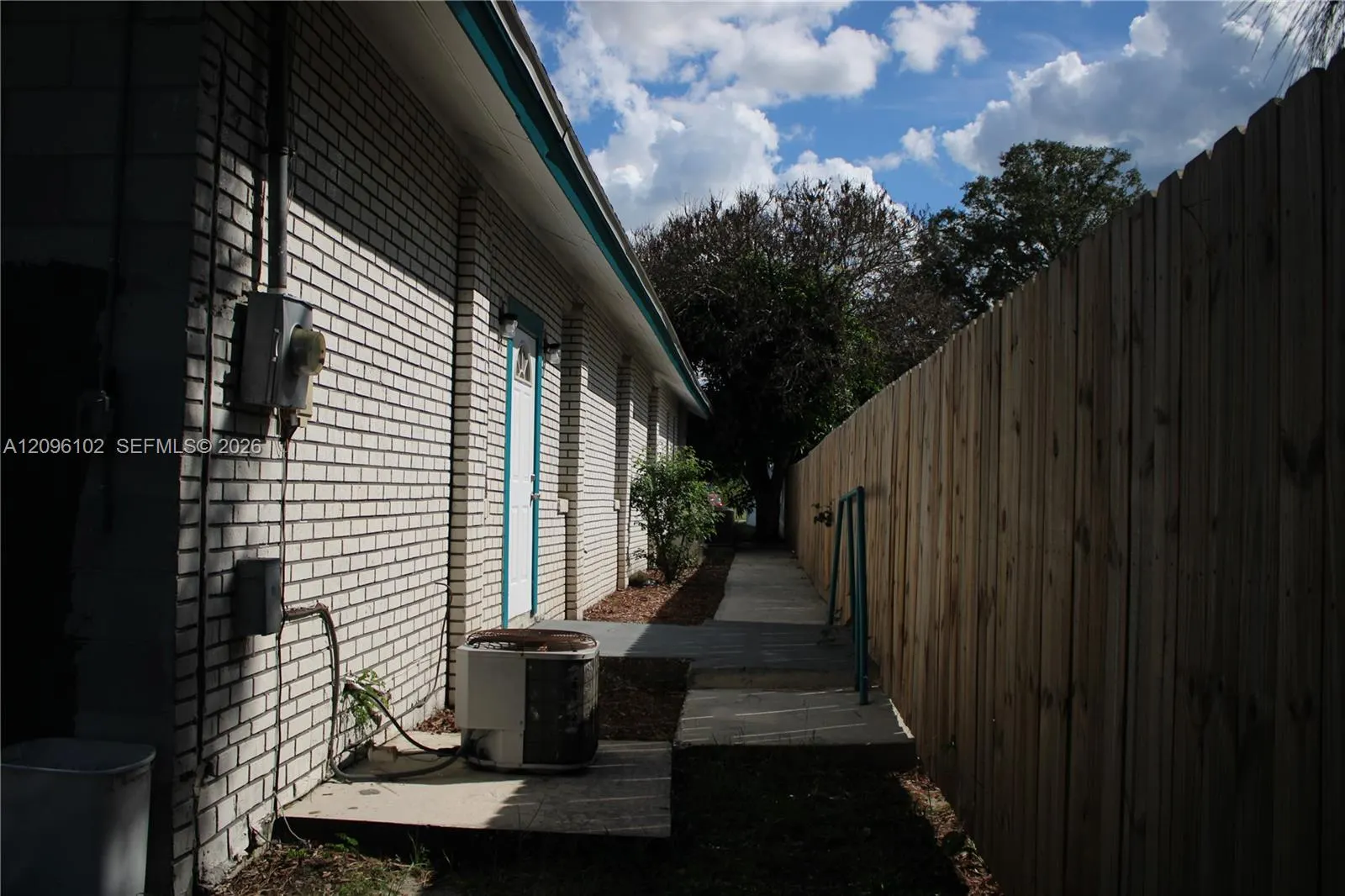 214 Geese Street