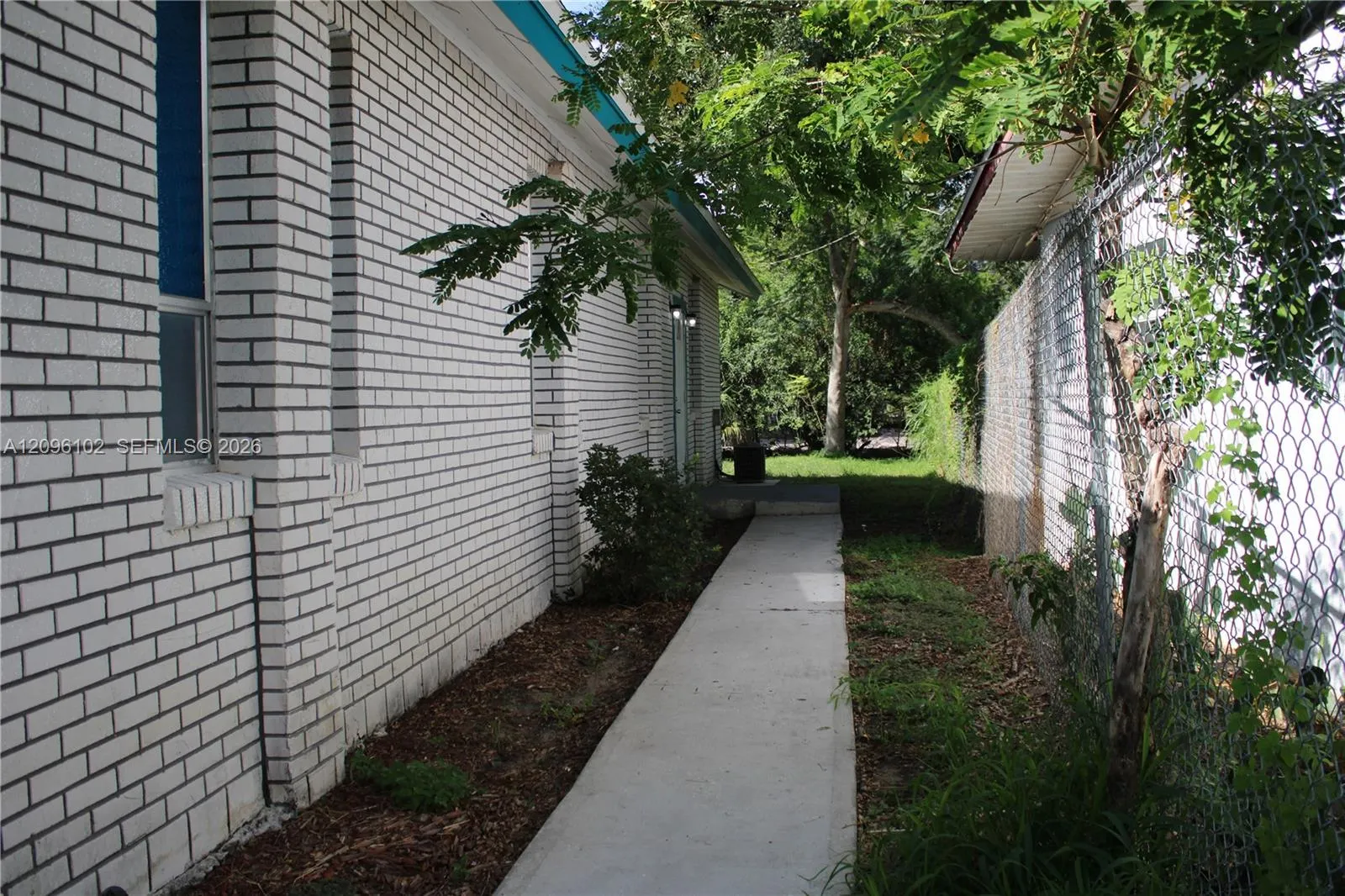 214 Geese Street