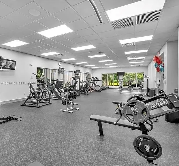 17011 N Bay Road #1018