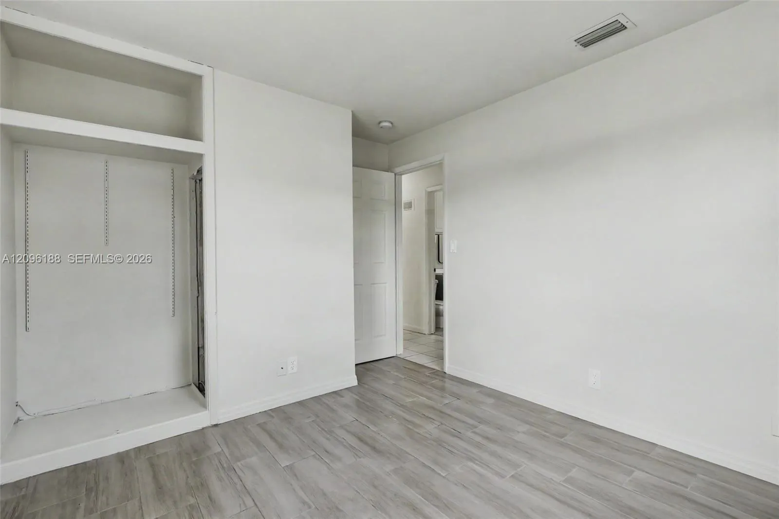 6201 NW 9th Court