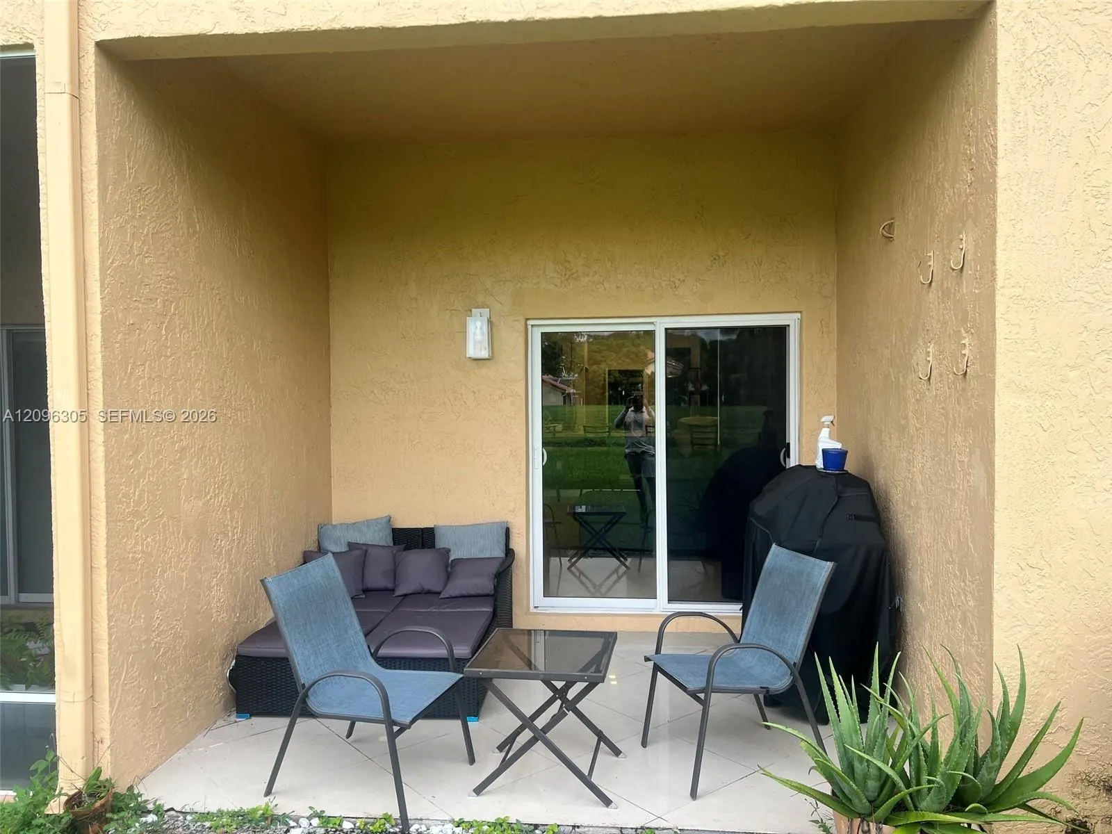 2883 Crestwood Terrace #1103