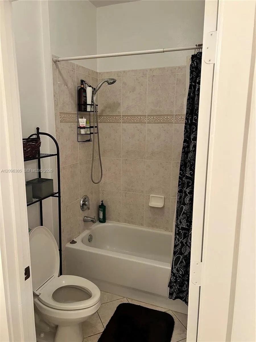 2883 Crestwood Terrace #1103