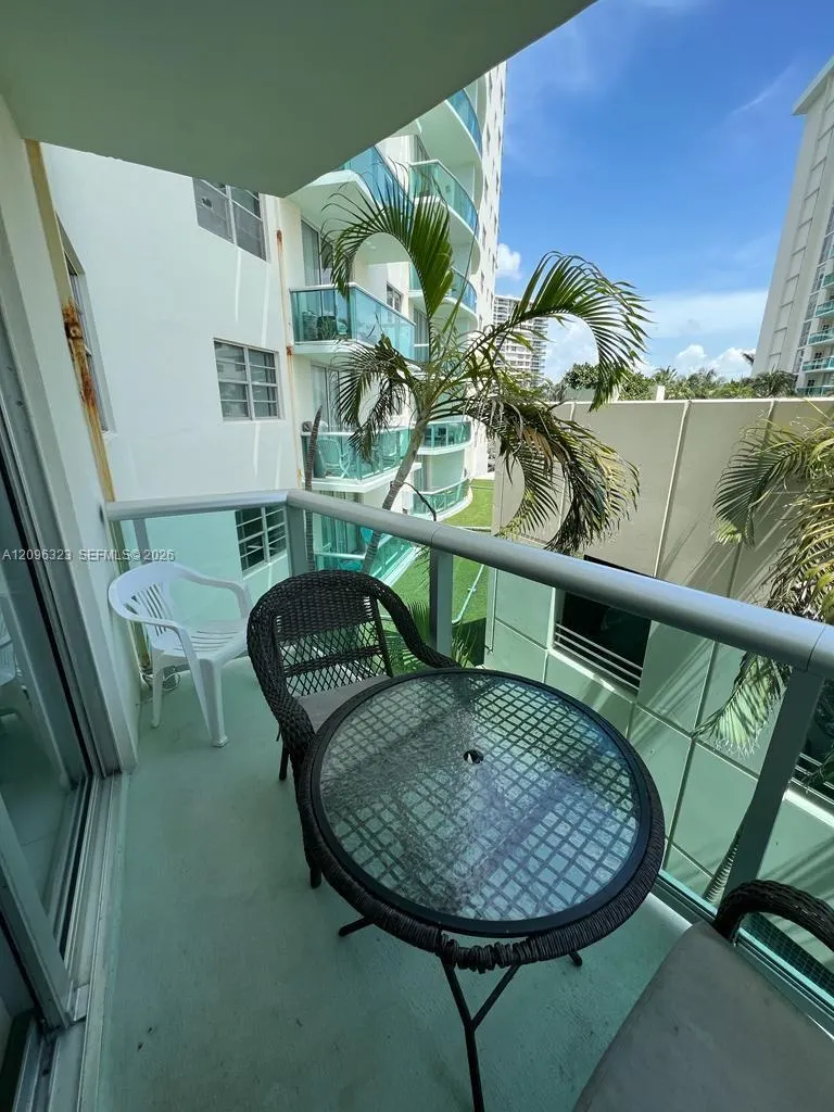3901 S Ocean Drive #3A