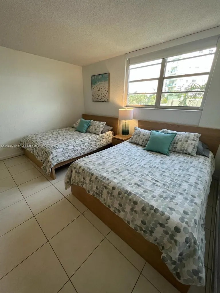 3901 S Ocean Drive #3A