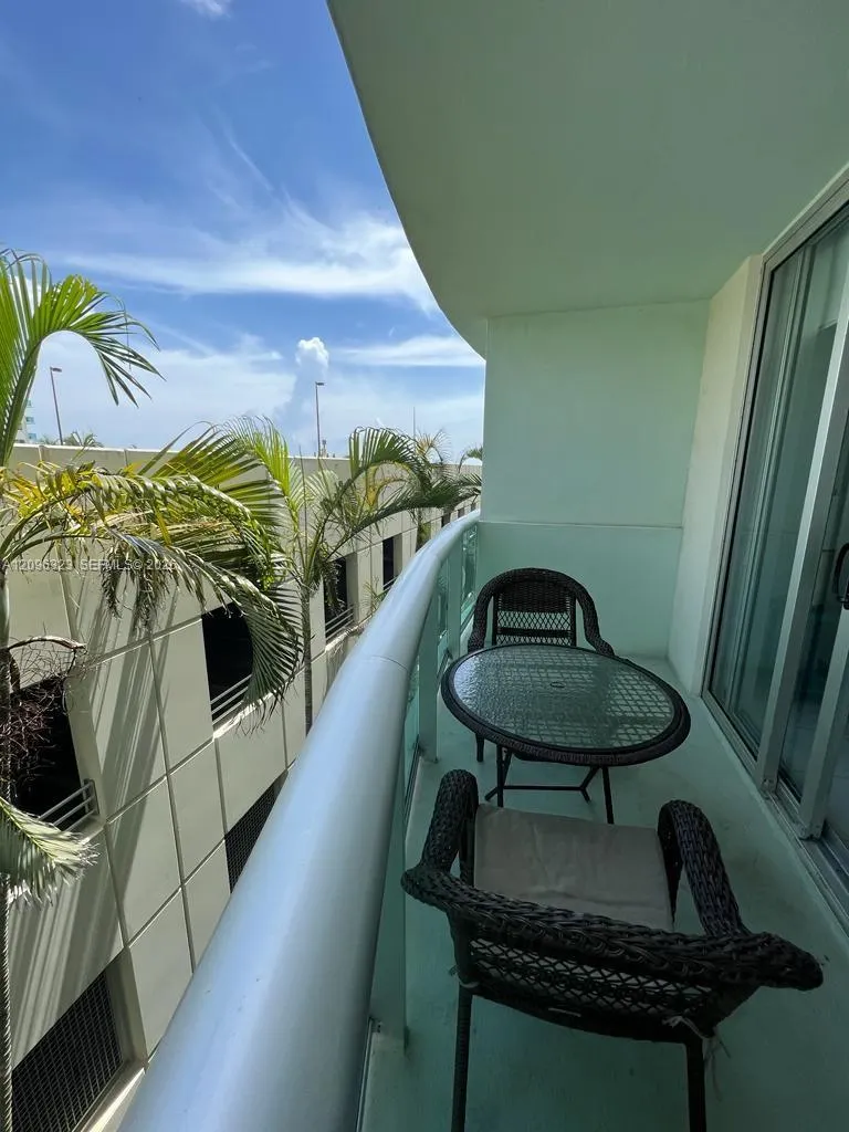 3901 S Ocean Drive #3A