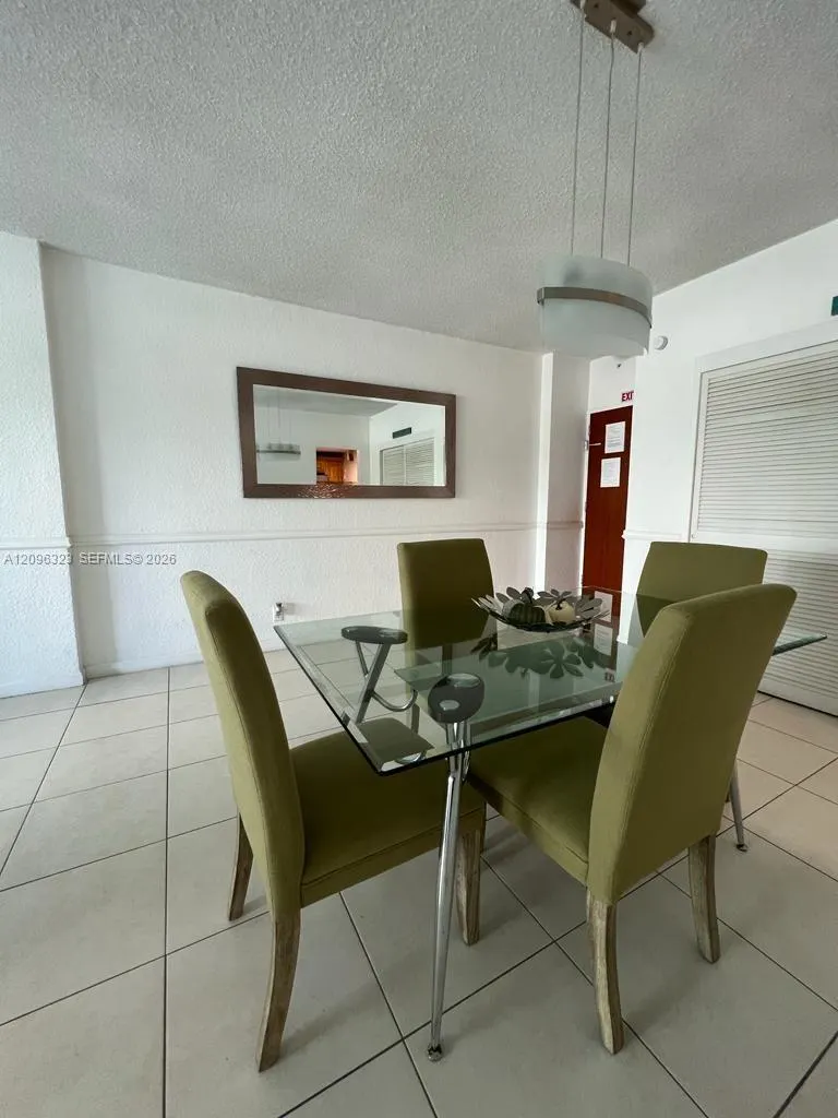 3901 S Ocean Drive #3A