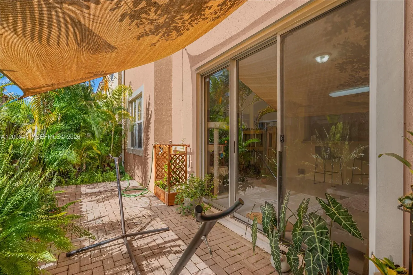 11402 SW 137th Place
