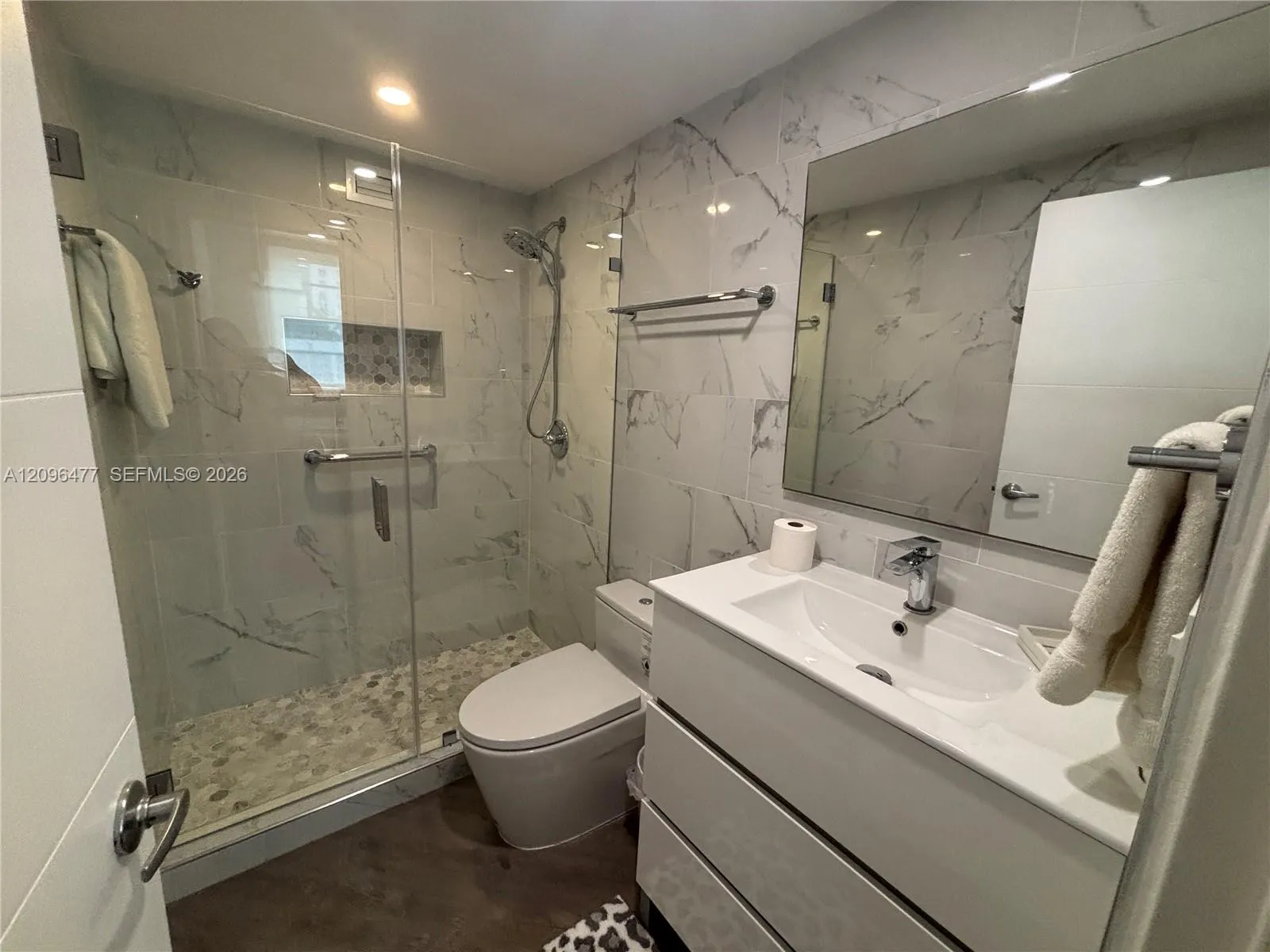 905 Brickell Bay Drive #1124