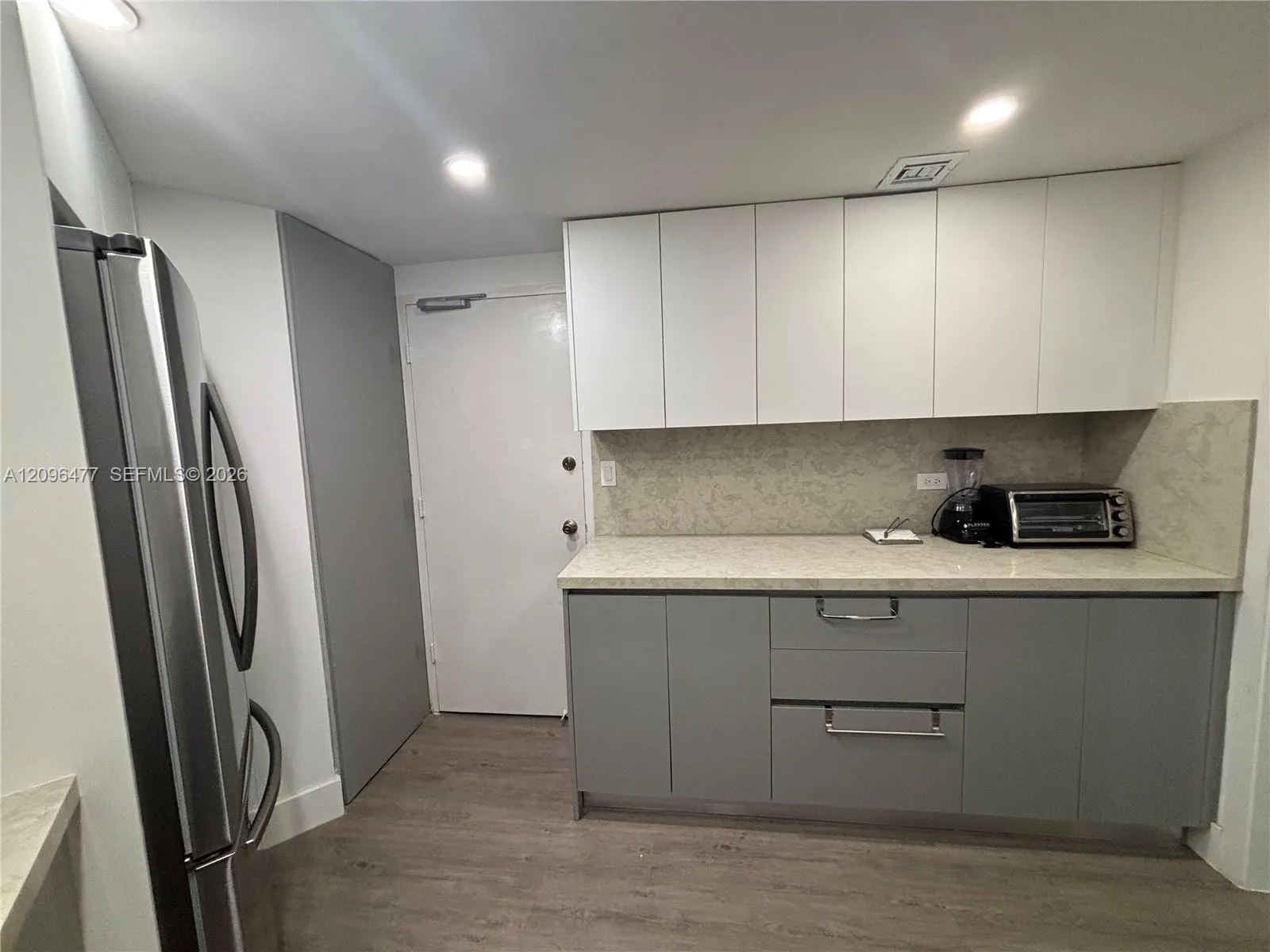 905 Brickell Bay Drive #1124