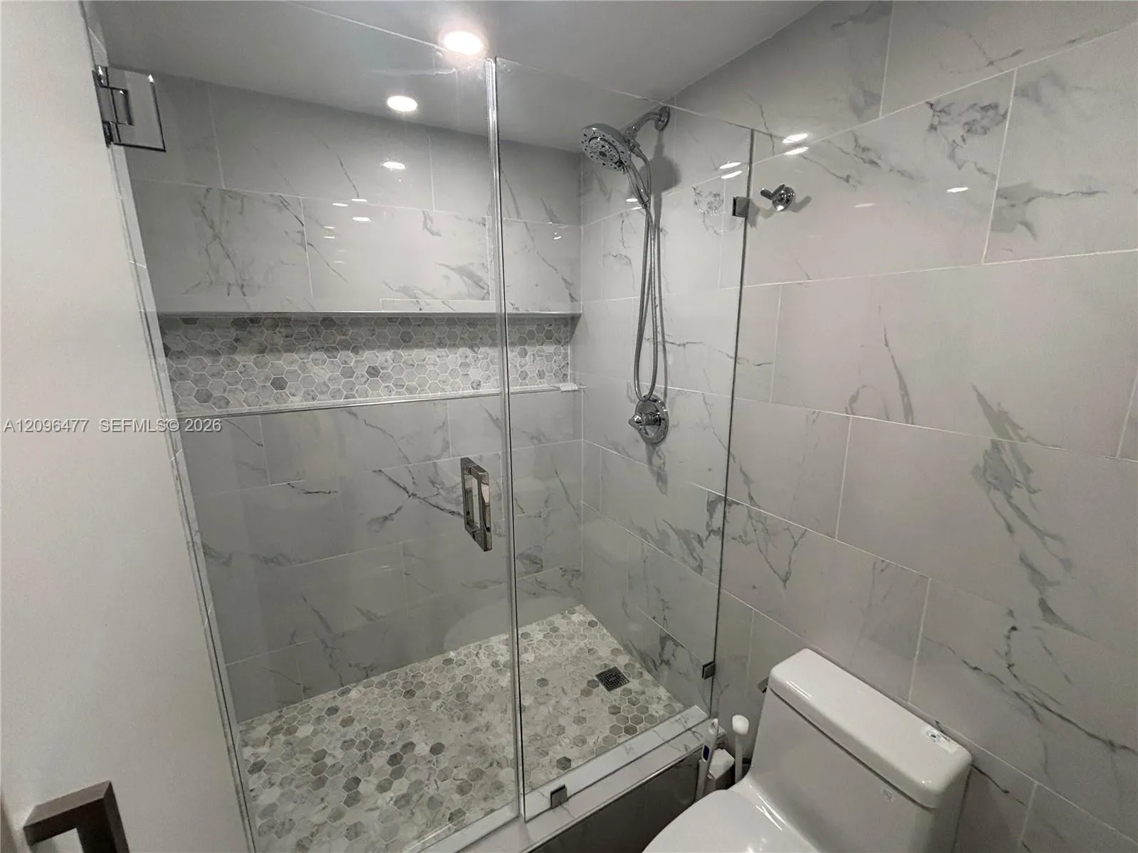 905 Brickell Bay Drive #1124