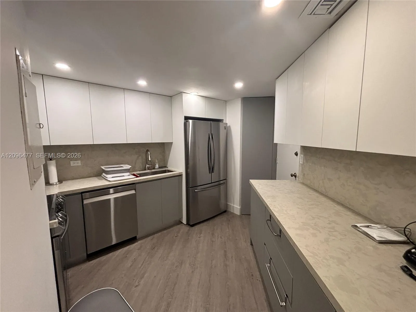 905 Brickell Bay Drive #1124