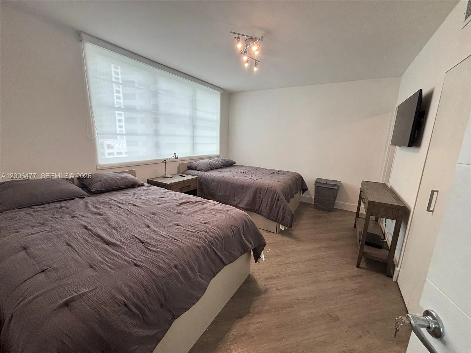 905 Brickell Bay Drive #1124
