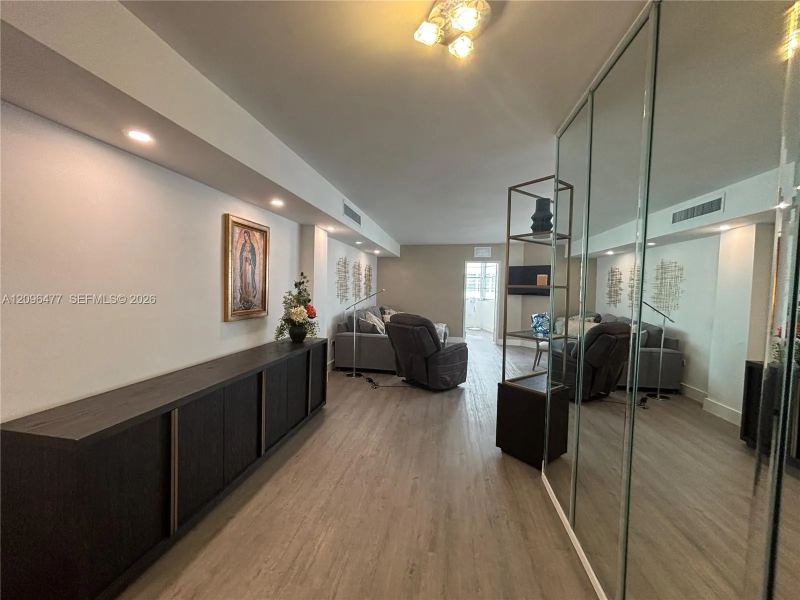 905 Brickell Bay Drive #1124