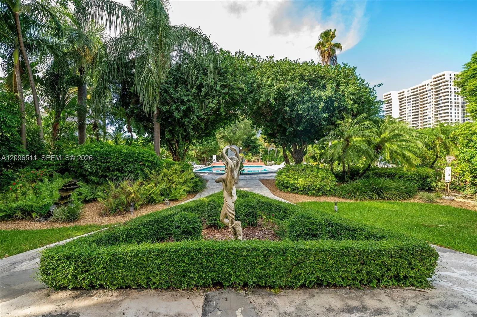 255 W 24th Street #435
