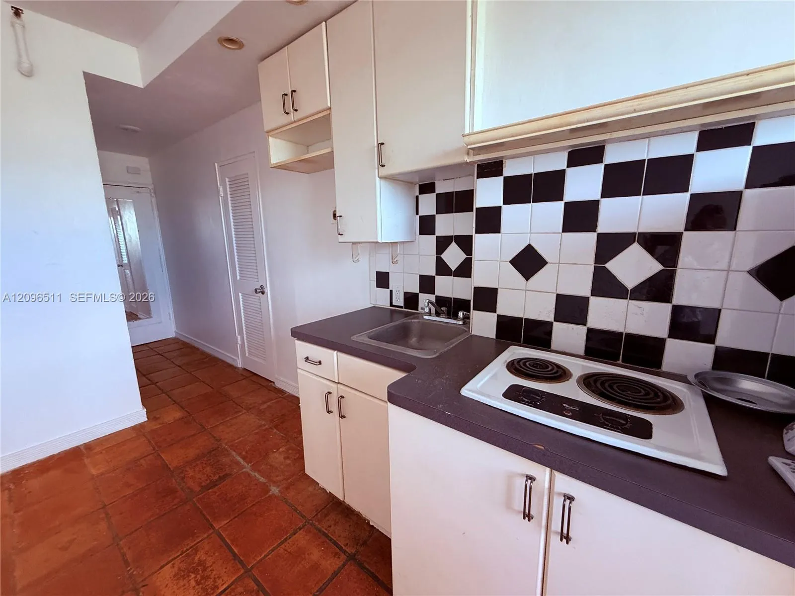 255 W 24th Street #435
