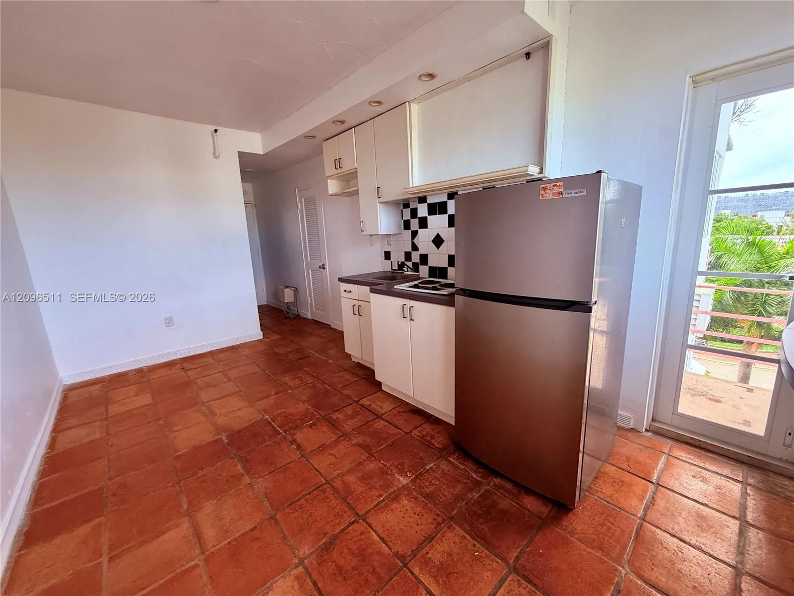 255 W 24th Street #435
