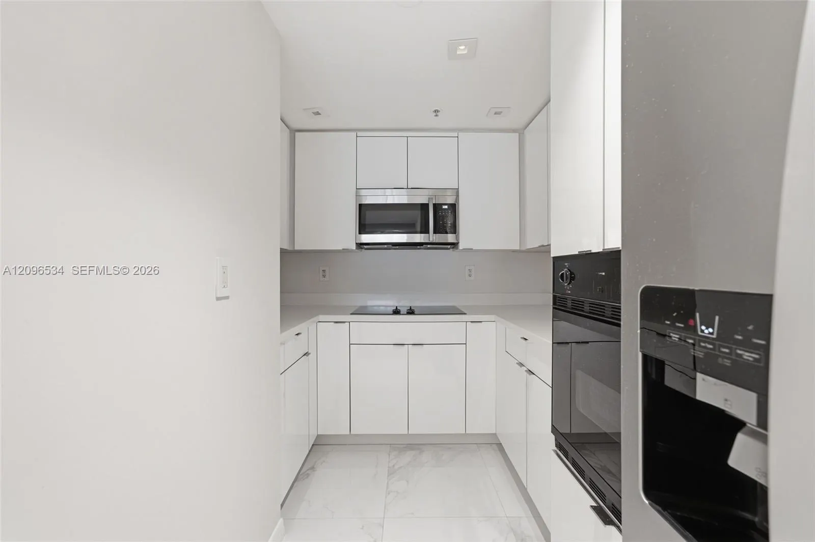 185 SE 14th Terrace #1010