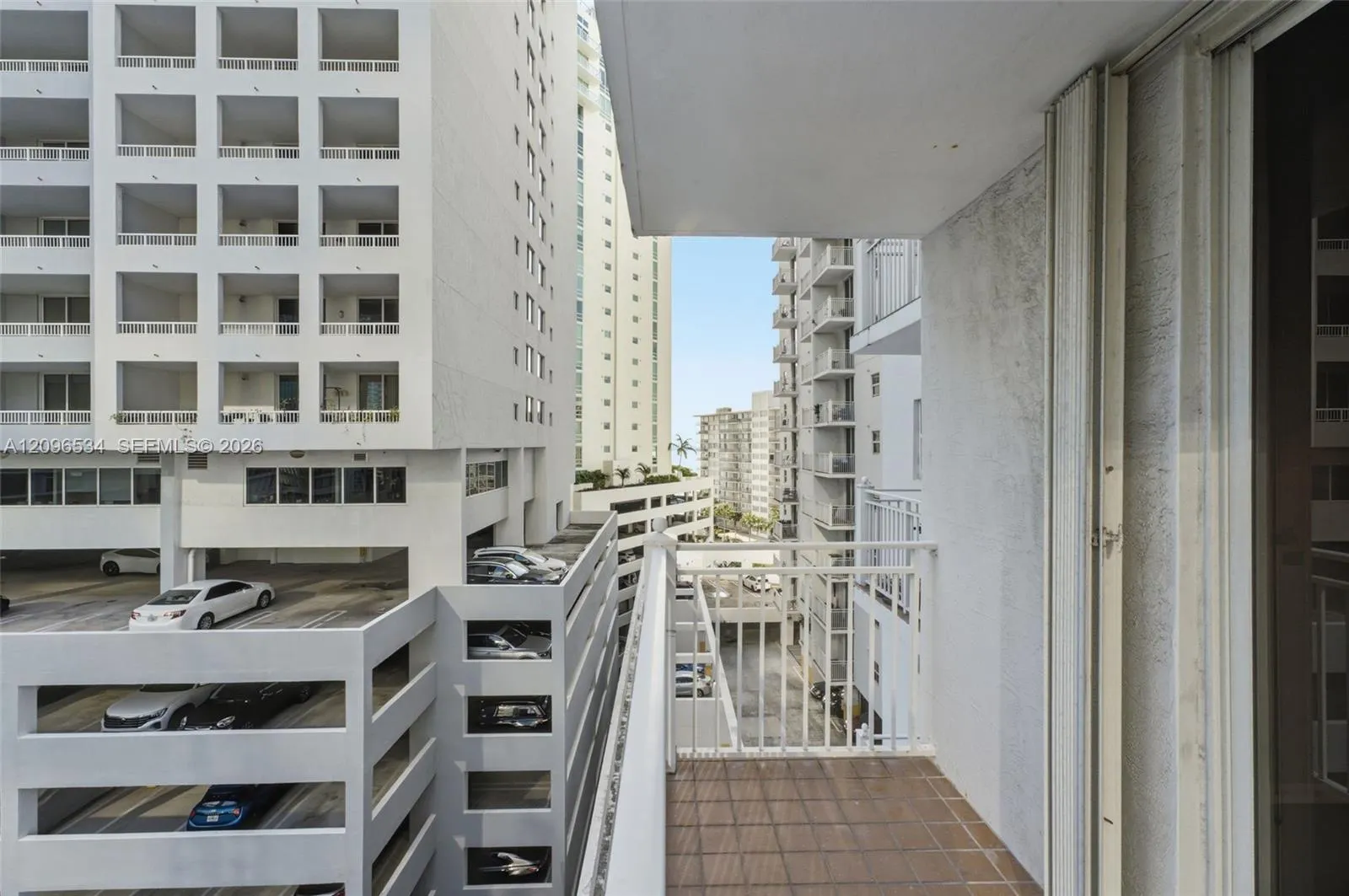 185 SE 14th Terrace #1010