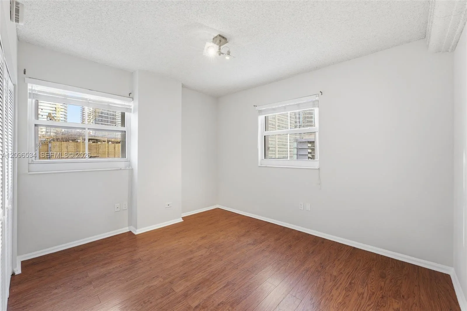 185 SE 14th Terrace #1010