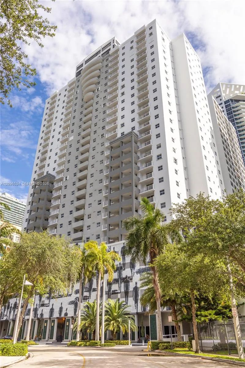185 SE 14th Terrace #1010