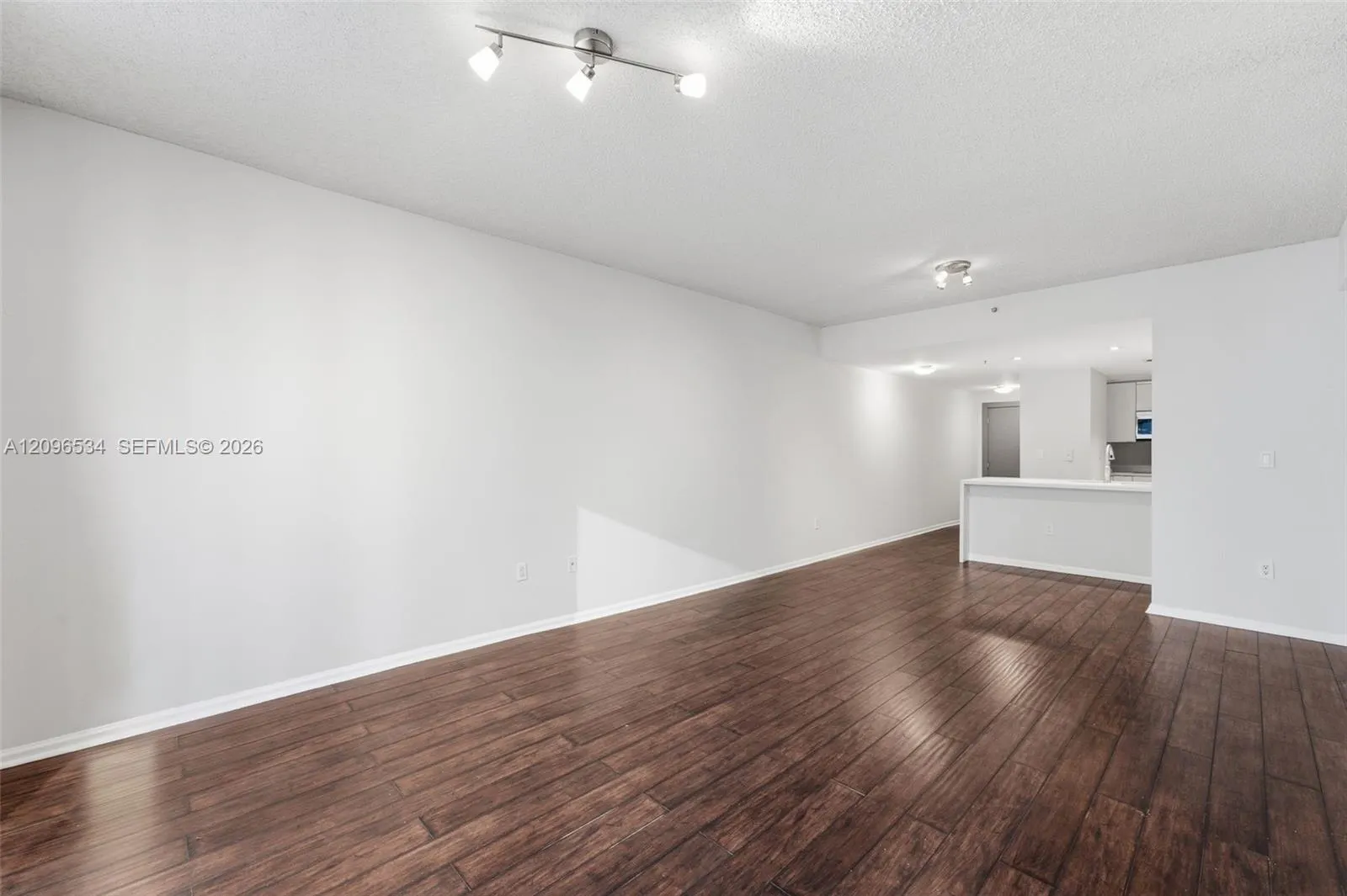185 SE 14th Terrace #1010