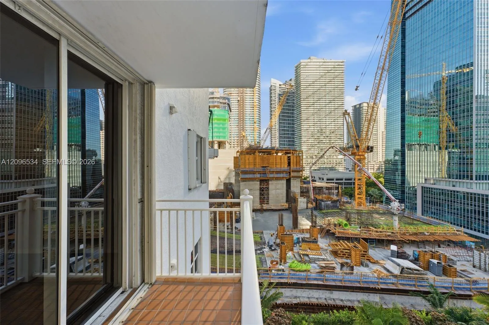 185 SE 14th Terrace #1010